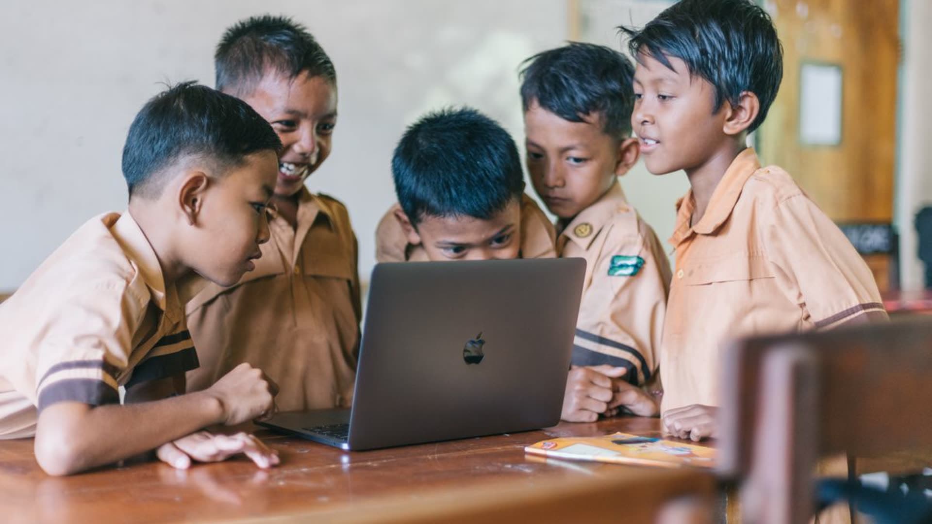 Selamat Datang di SMK Uji MSE5M0OJ